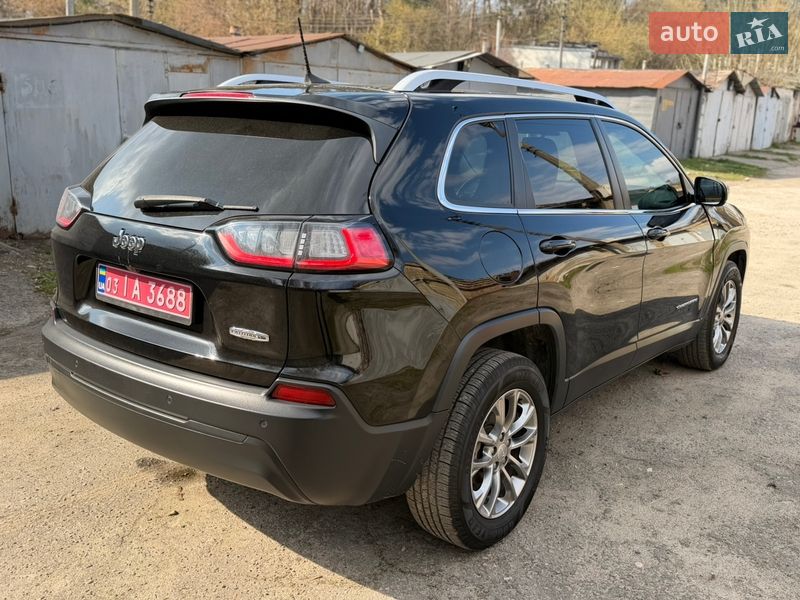 Внедорожник / Кроссовер Jeep Cherokee 2019 в Киеве