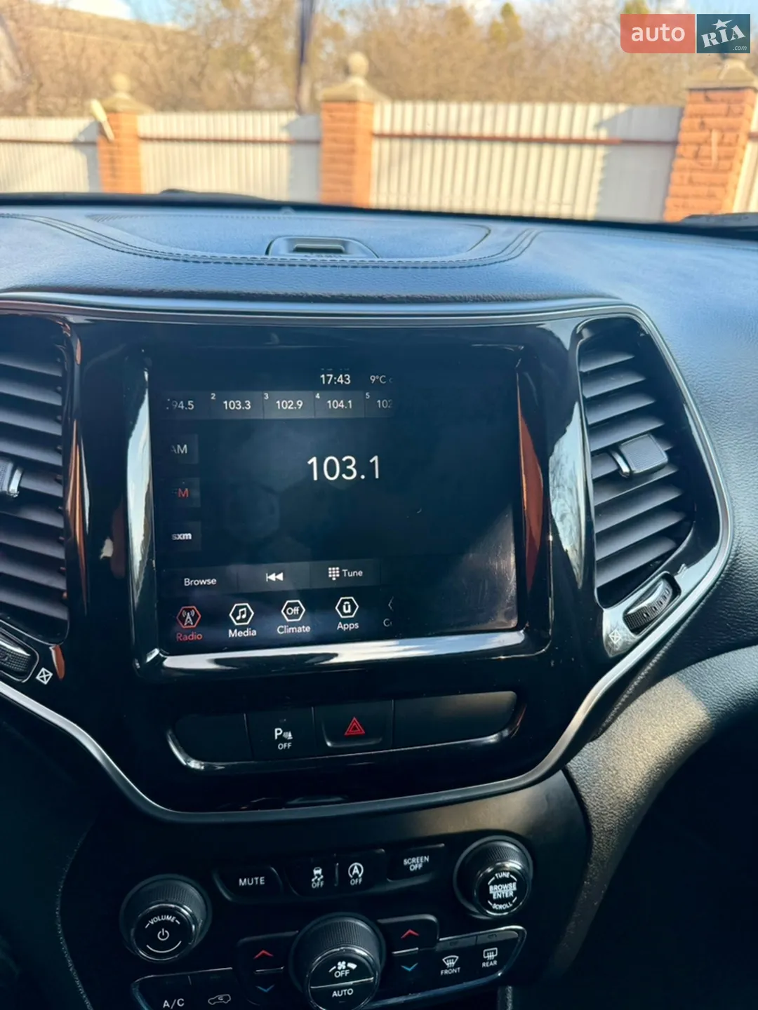 2019 Jeep Cherokee - мініатюра 10