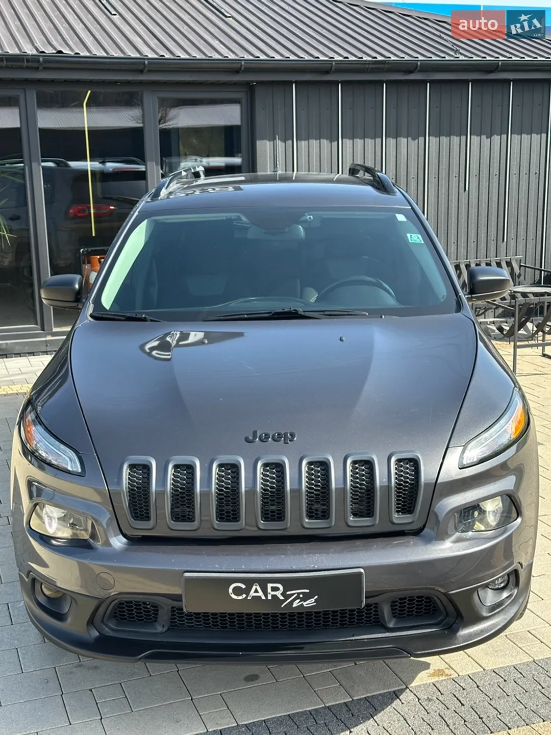 2017 Jeep Cherokee - мініатюра 2