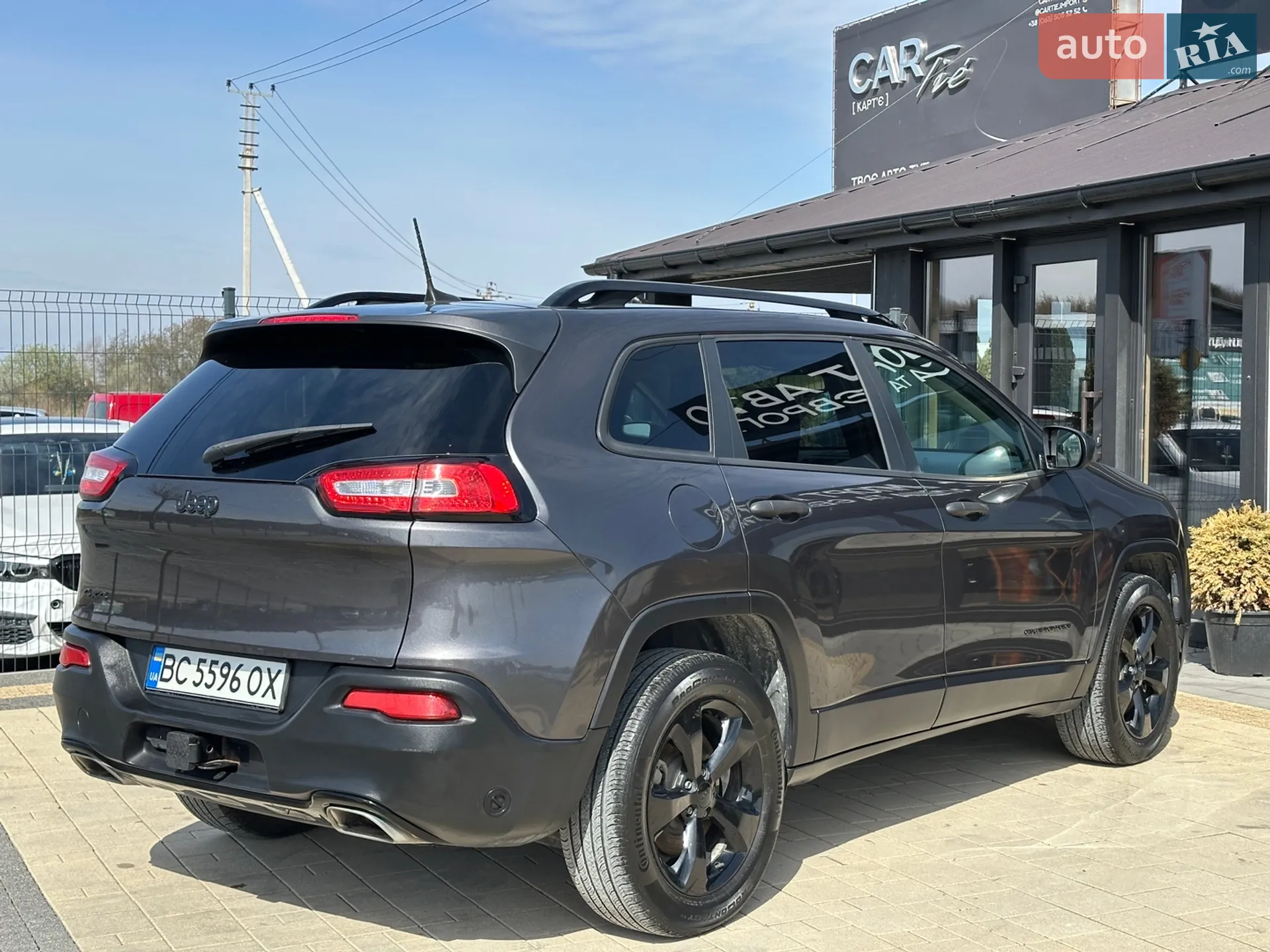 2017 Jeep Cherokee - мініатюра 10