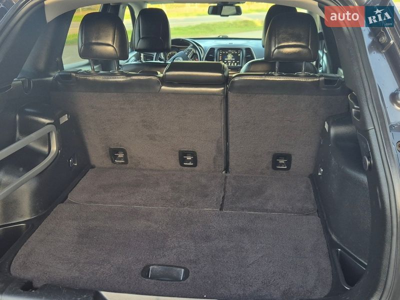 Внедорожник / Кроссовер Jeep Cherokee 2017 в Дубно фото 13 Внедорожник / Кроссовер Jeep Cherokee 2017 в Дубно