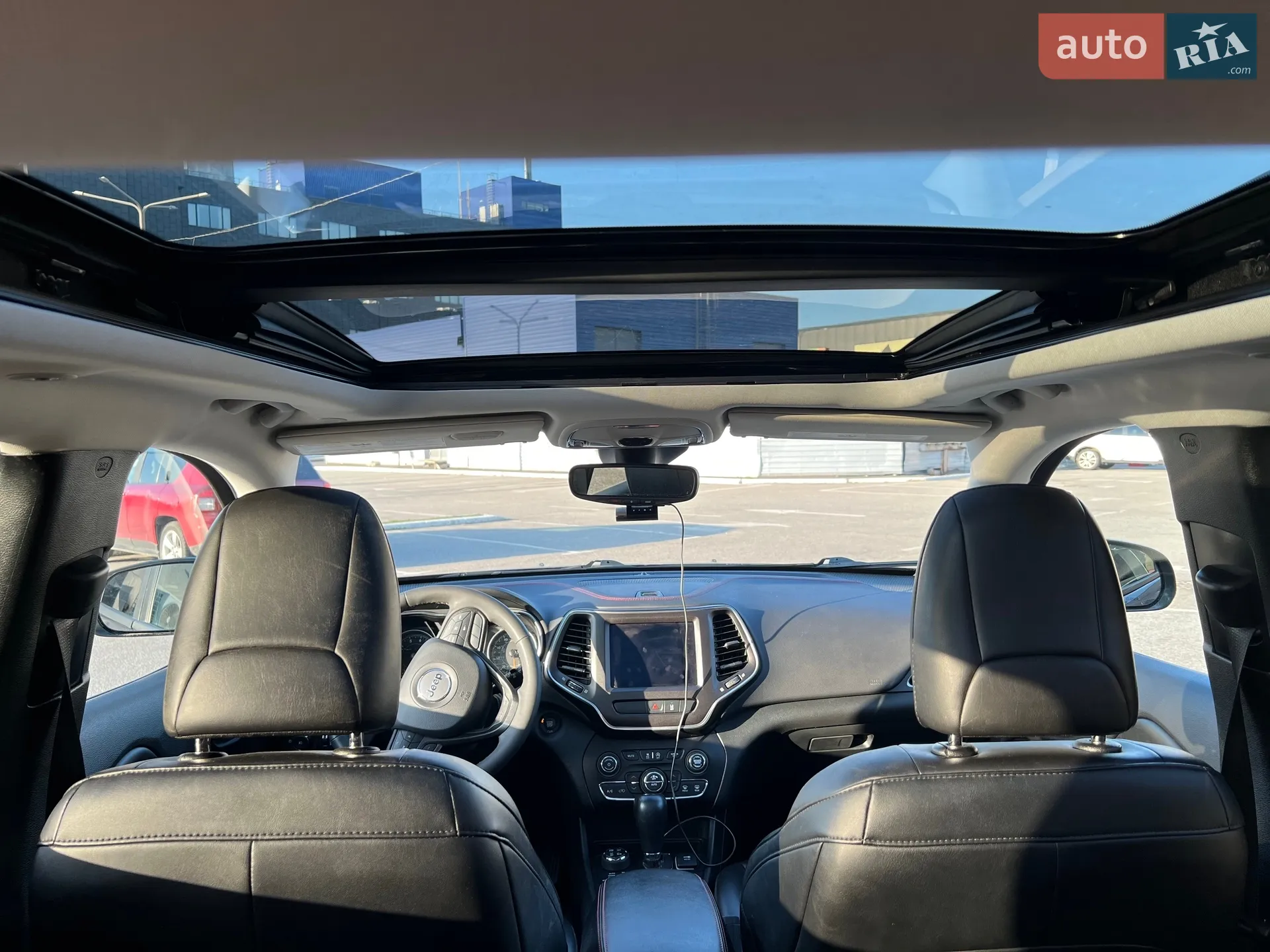 2022 Jeep Cherokee - мініатюра 69