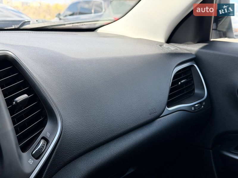 Внедорожник / Кроссовер Jeep Cherokee 2018 в Кривом Роге фото 67 Внедорожник / Кроссовер Jeep Cherokee 2018 в Кривом Роге