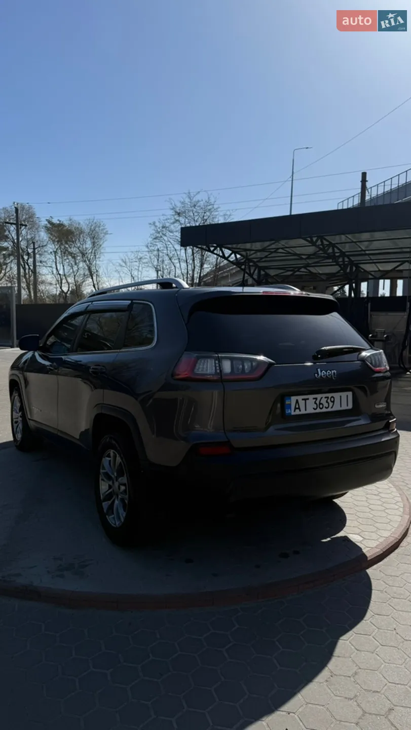 2020 Jeep Cherokee - мініатюра 16