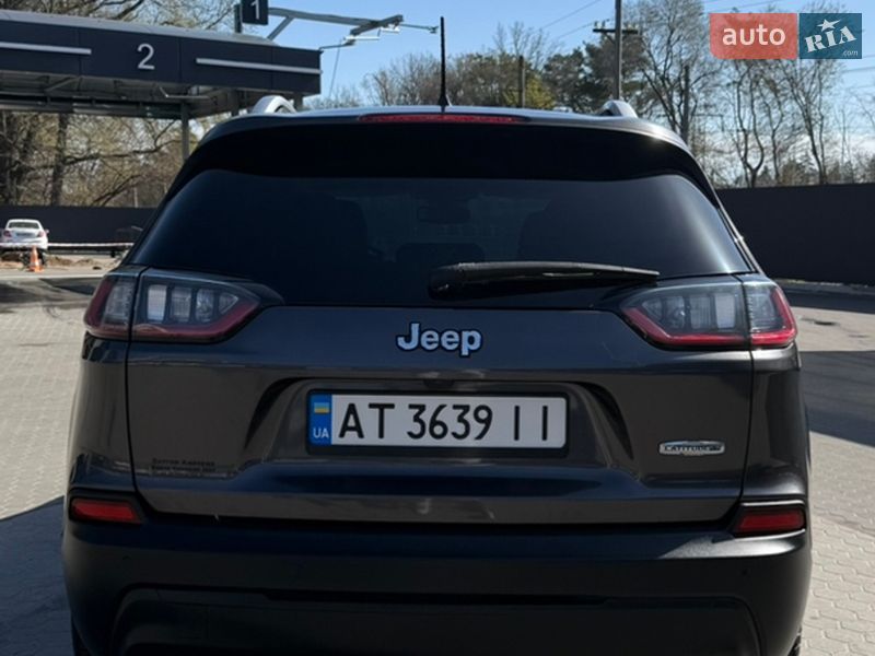 Позашляховик / Кросовер Jeep Cherokee 2020 в Києві