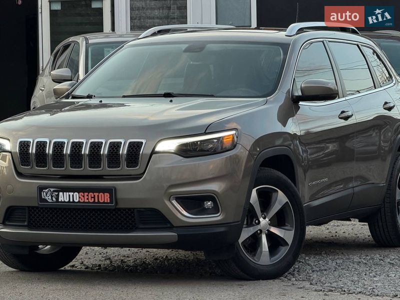 Внедорожник / Кроссовер Jeep Cherokee 2018 в Харькове