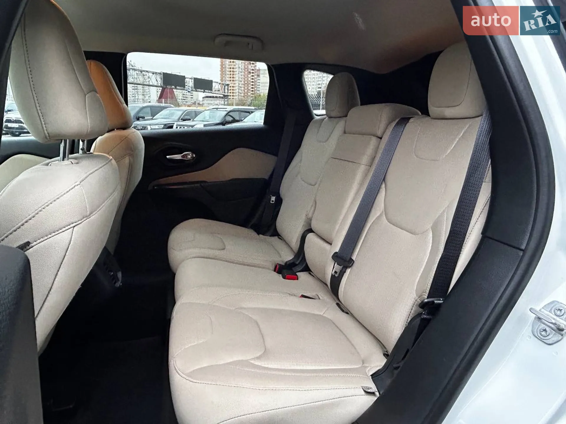 2015 Jeep Cherokee - мініатюра 10