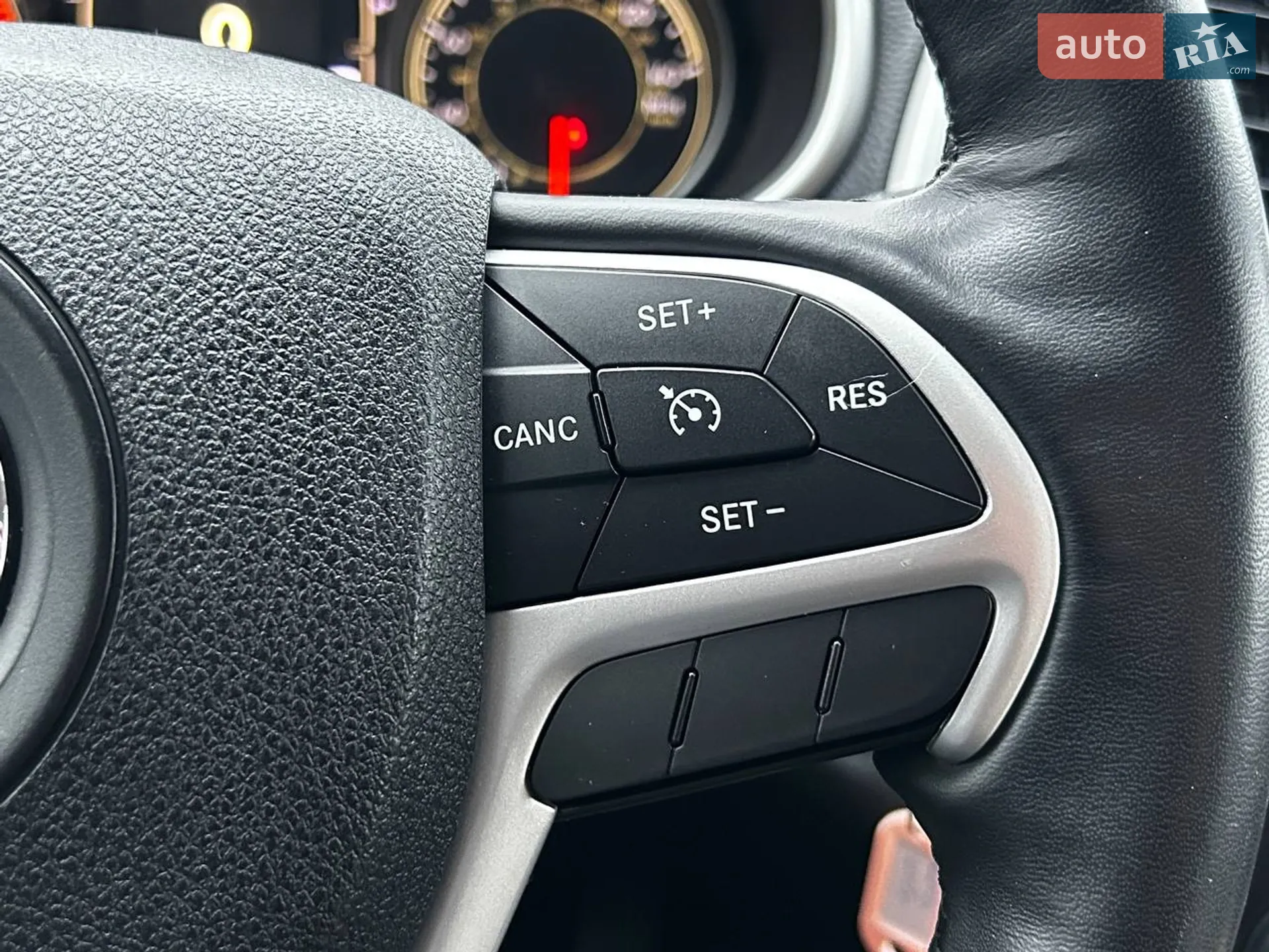 2015 Jeep Cherokee - мініатюра 17