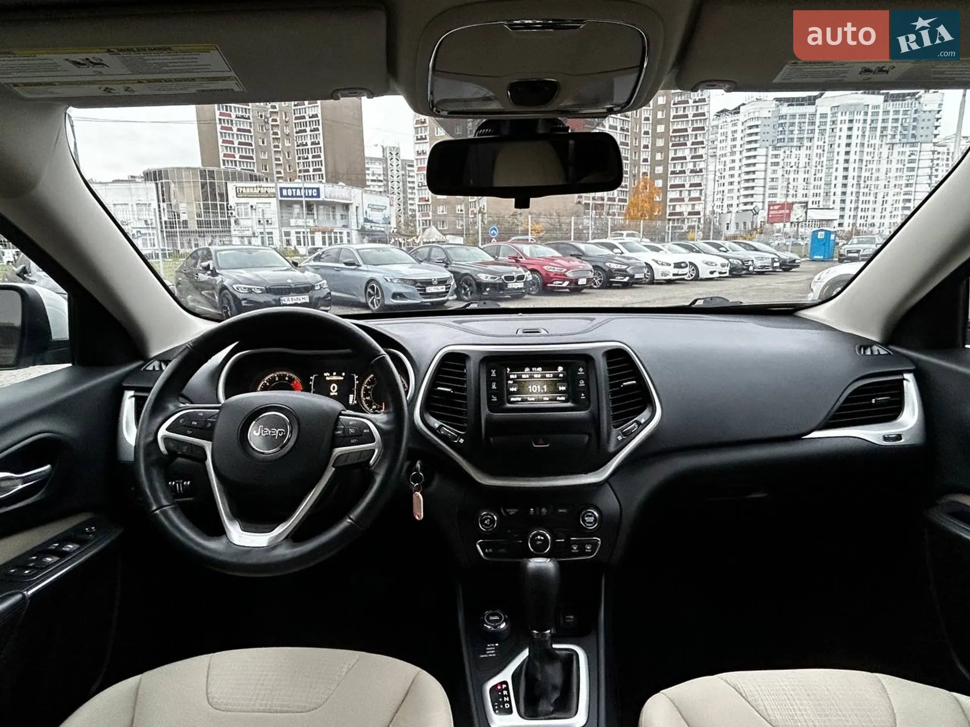 2015 Jeep Cherokee - мініатюра 26