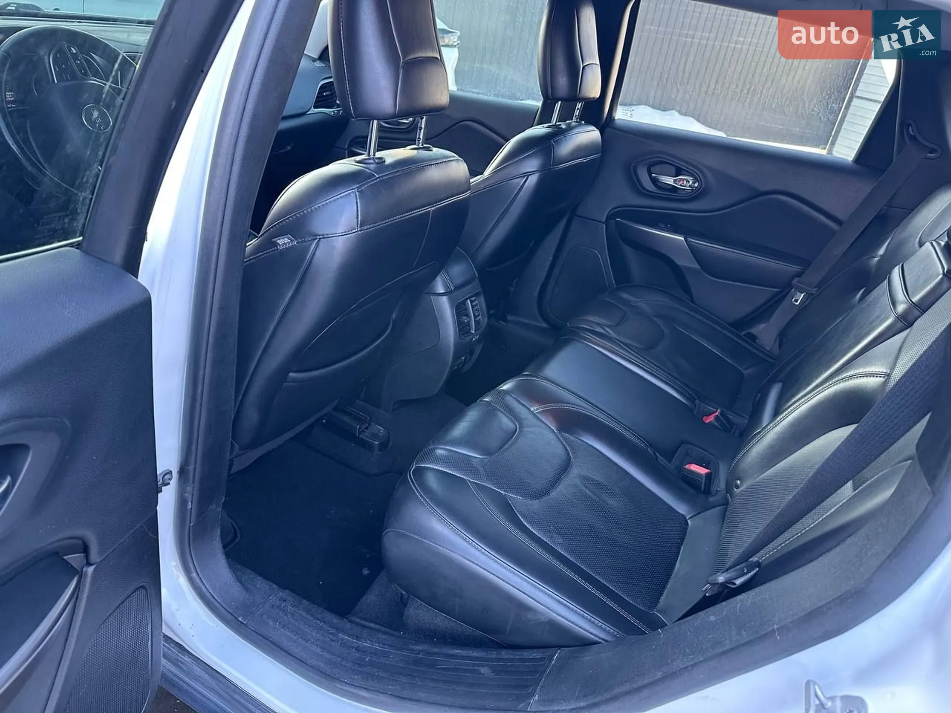 2018 Jeep Cherokee - мініатюра 22