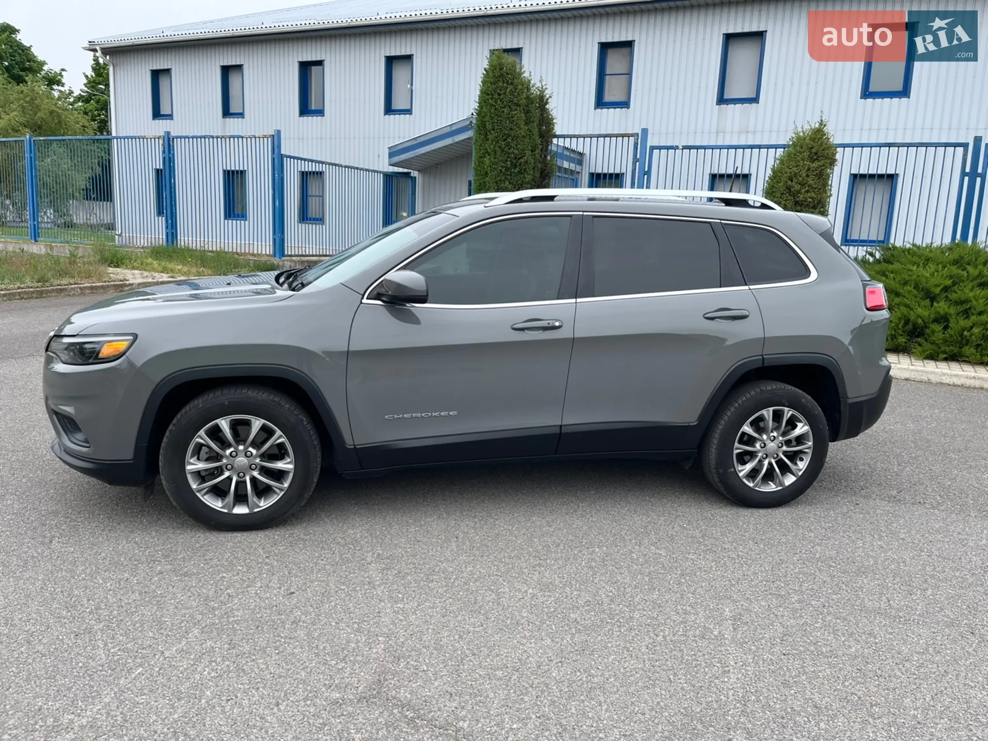 2019 Jeep Cherokee - мініатюра 5