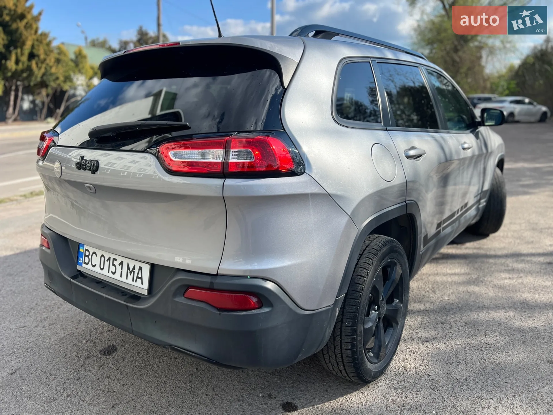 2015 Jeep Cherokee - мініатюра 17