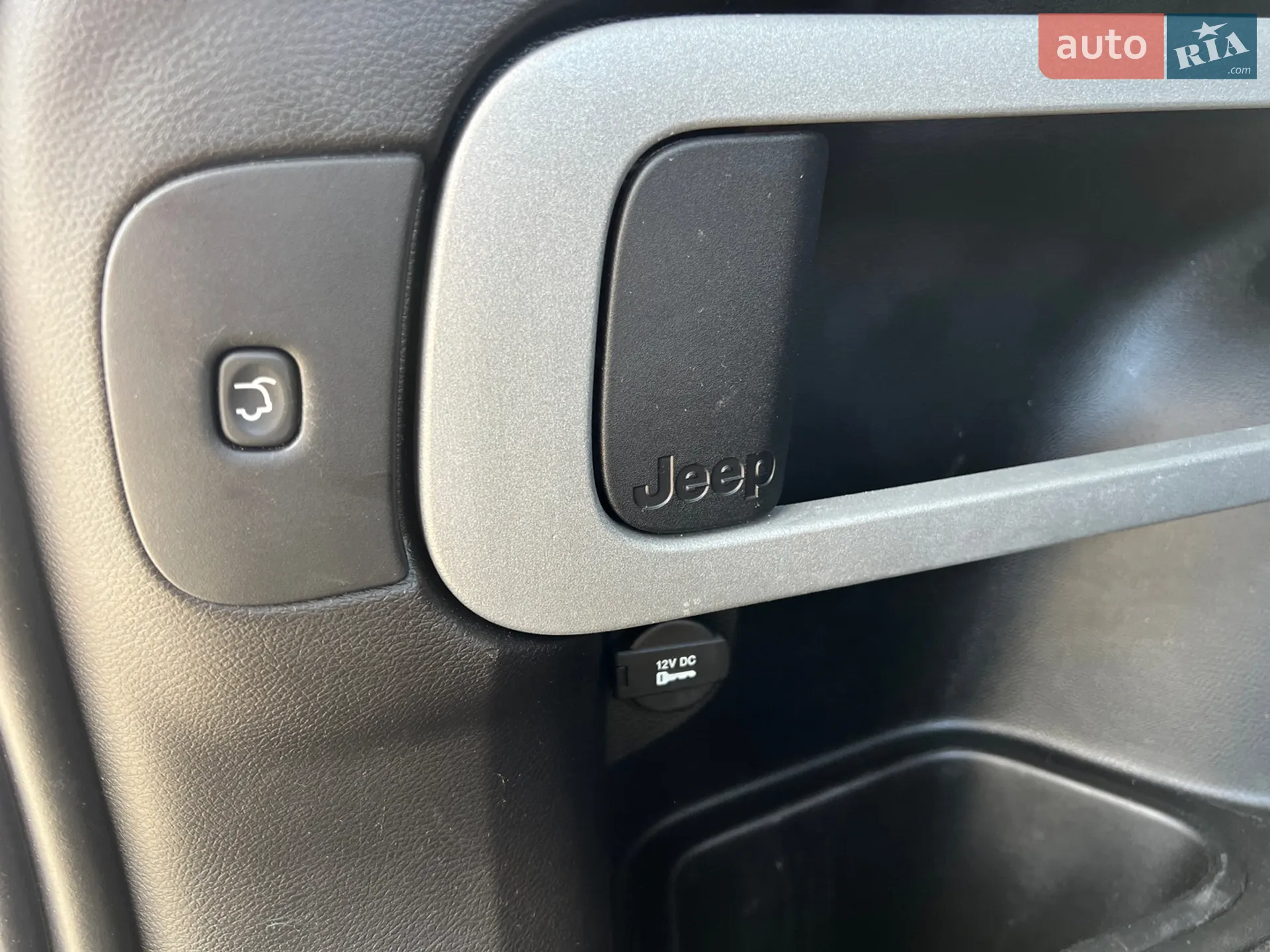 2015 Jeep Cherokee - мініатюра 48