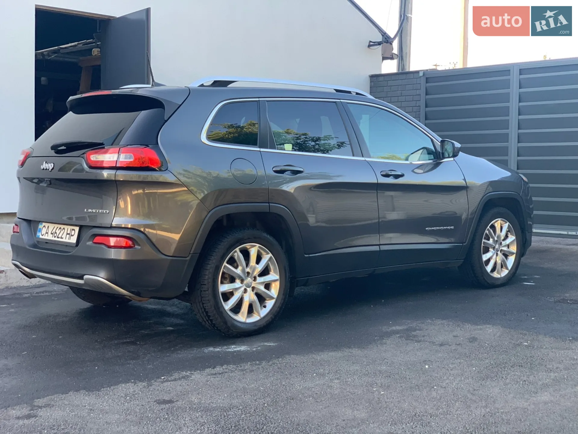 2016 Jeep Cherokee - мініатюра 4