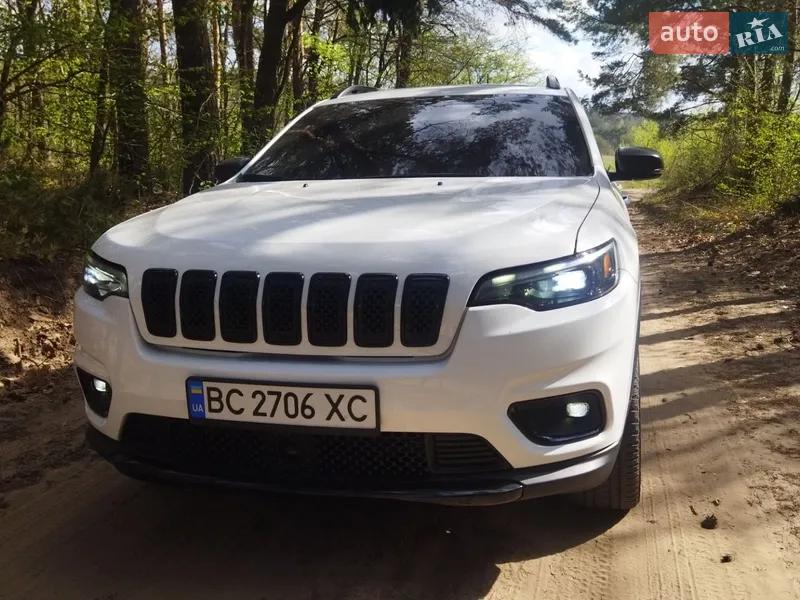 Jeep Cherokee