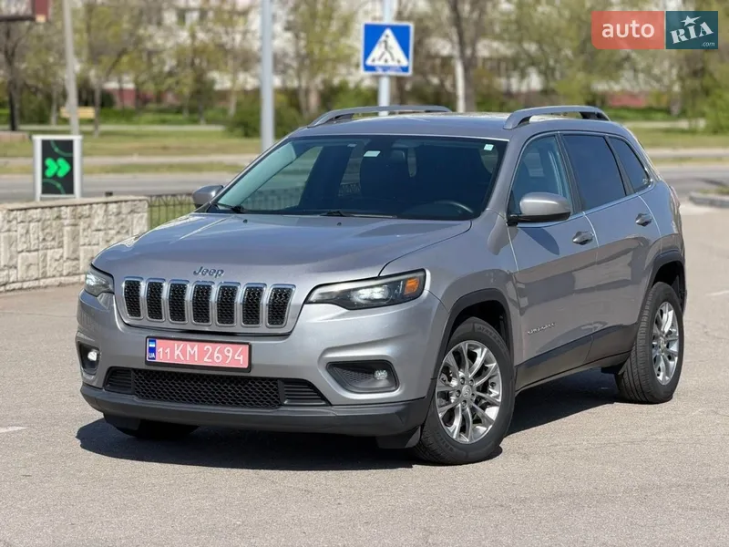 Jeep Cherokee