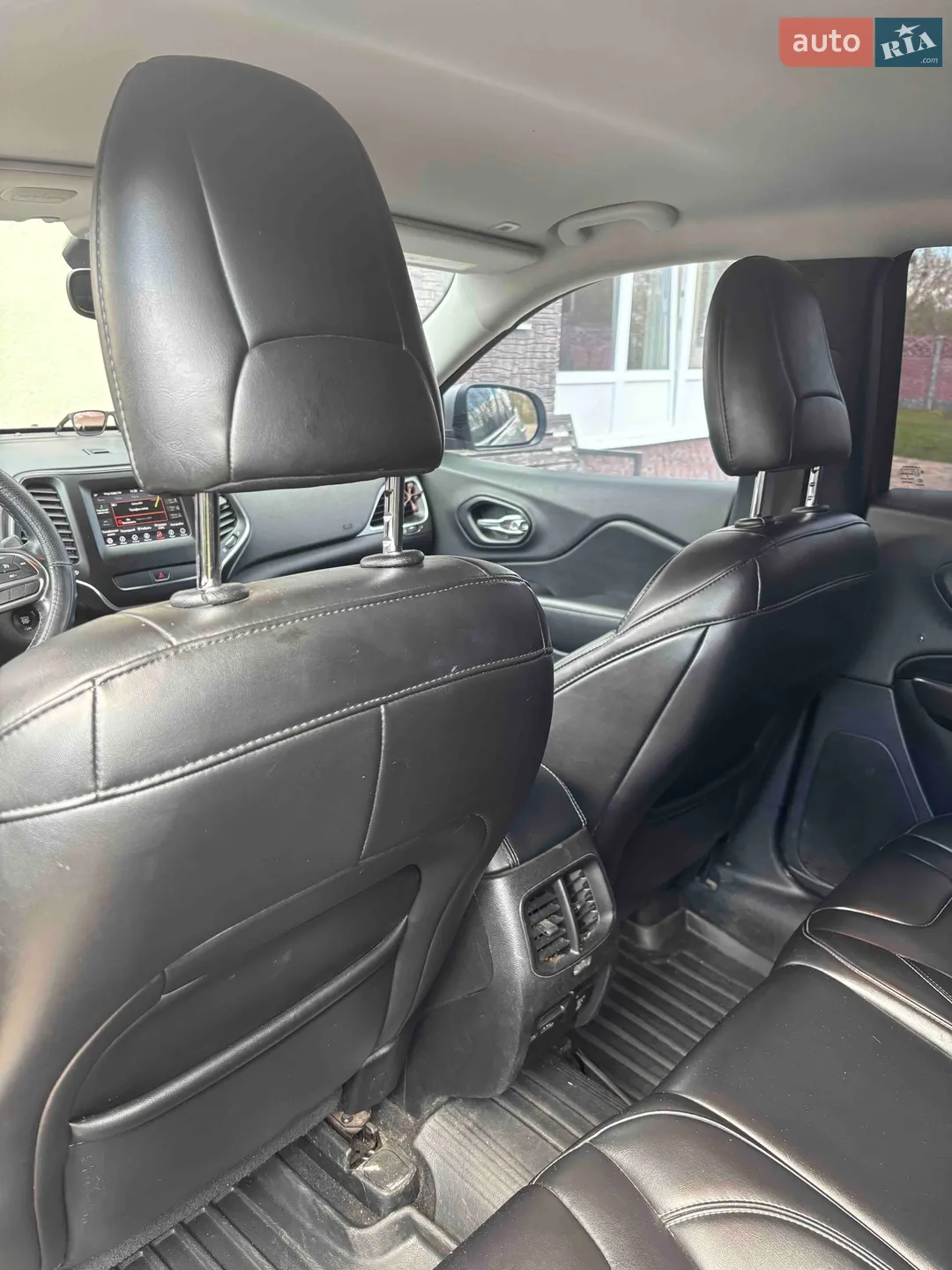 2018 Jeep Cherokee - мініатюра 8