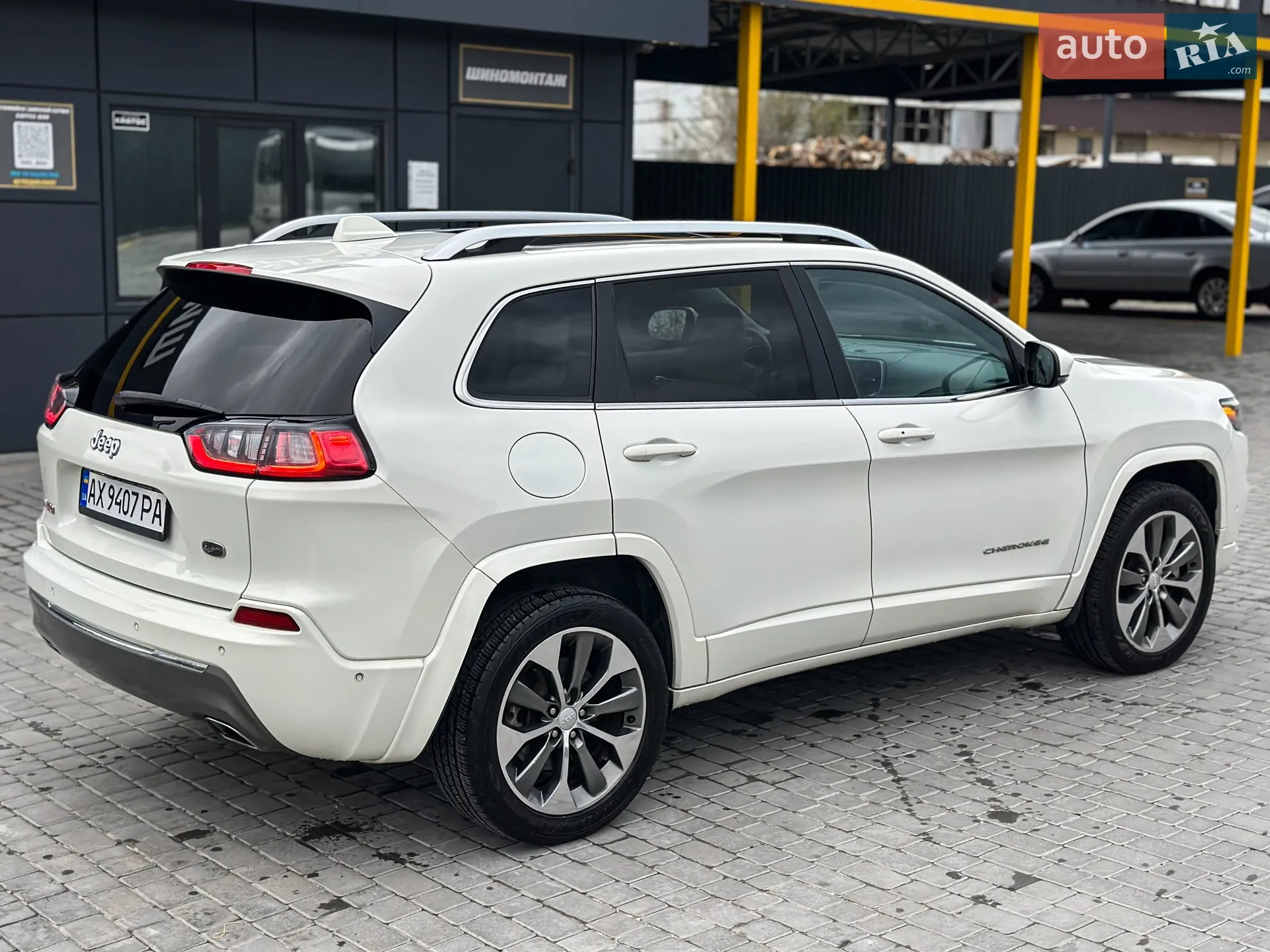 2018 Jeep Cherokee - мініатюра 34
