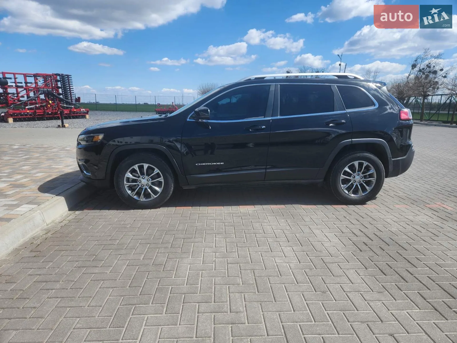 2020 Jeep Cherokee - мініатюра 4