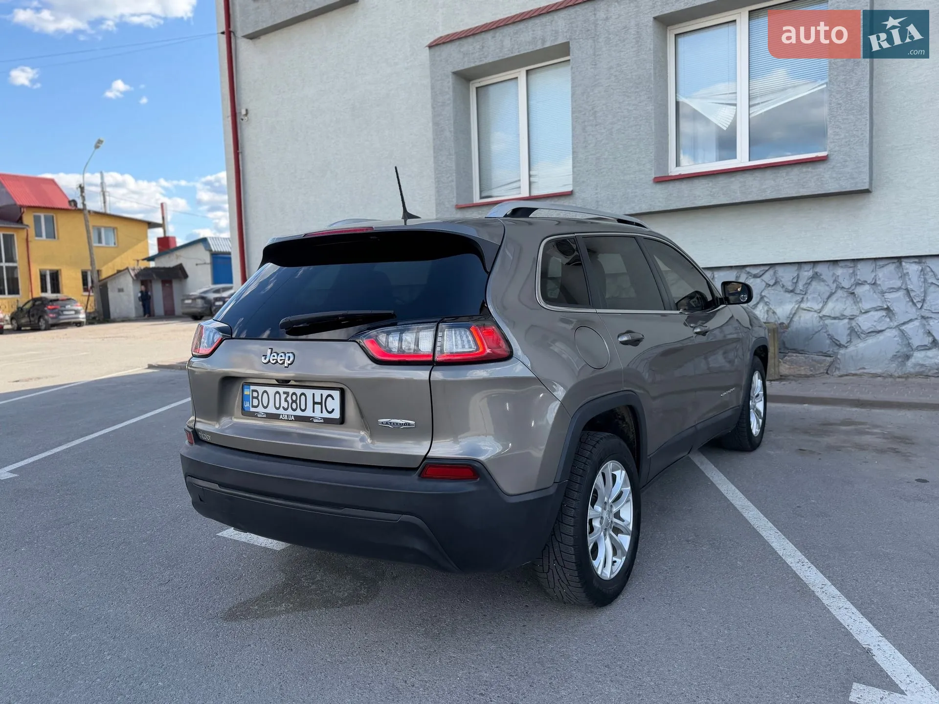 2019 Jeep Cherokee - мініатюра 62