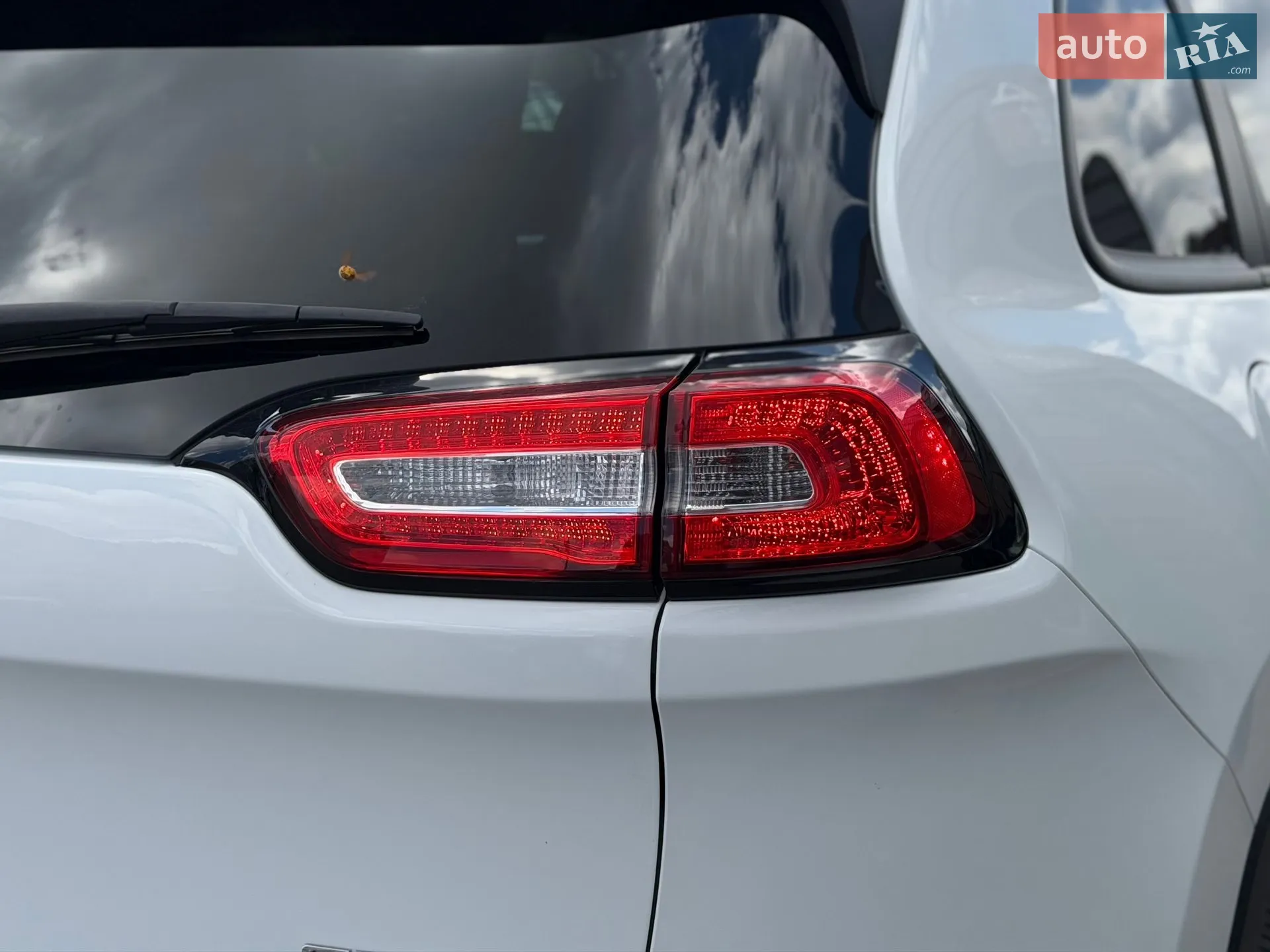 2016 Jeep Cherokee - мініатюра 13