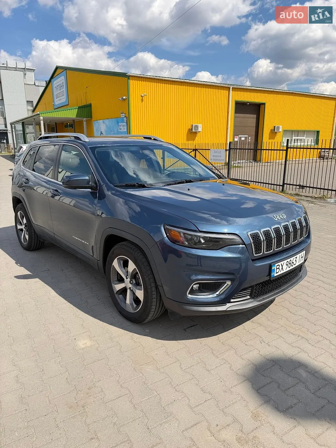 2019 Jeep Cherokee - мініатюра 9