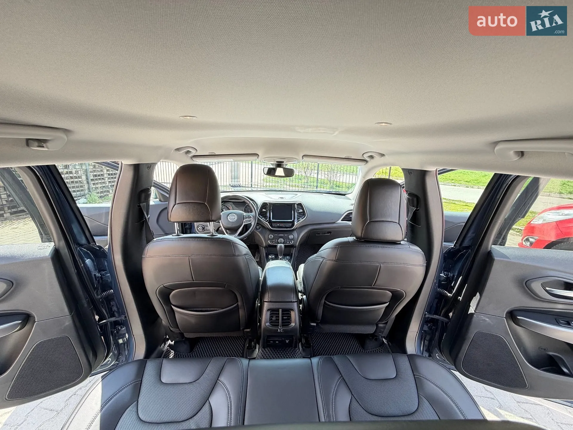 2019 Jeep Cherokee - мініатюра 13
