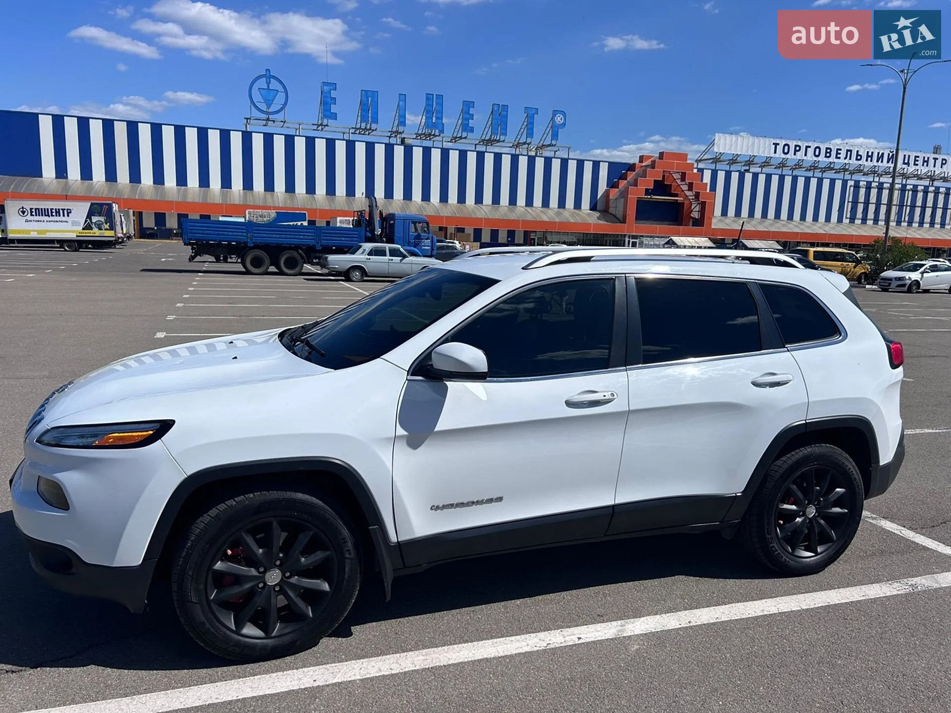 2016 Jeep Cherokee - фото 1