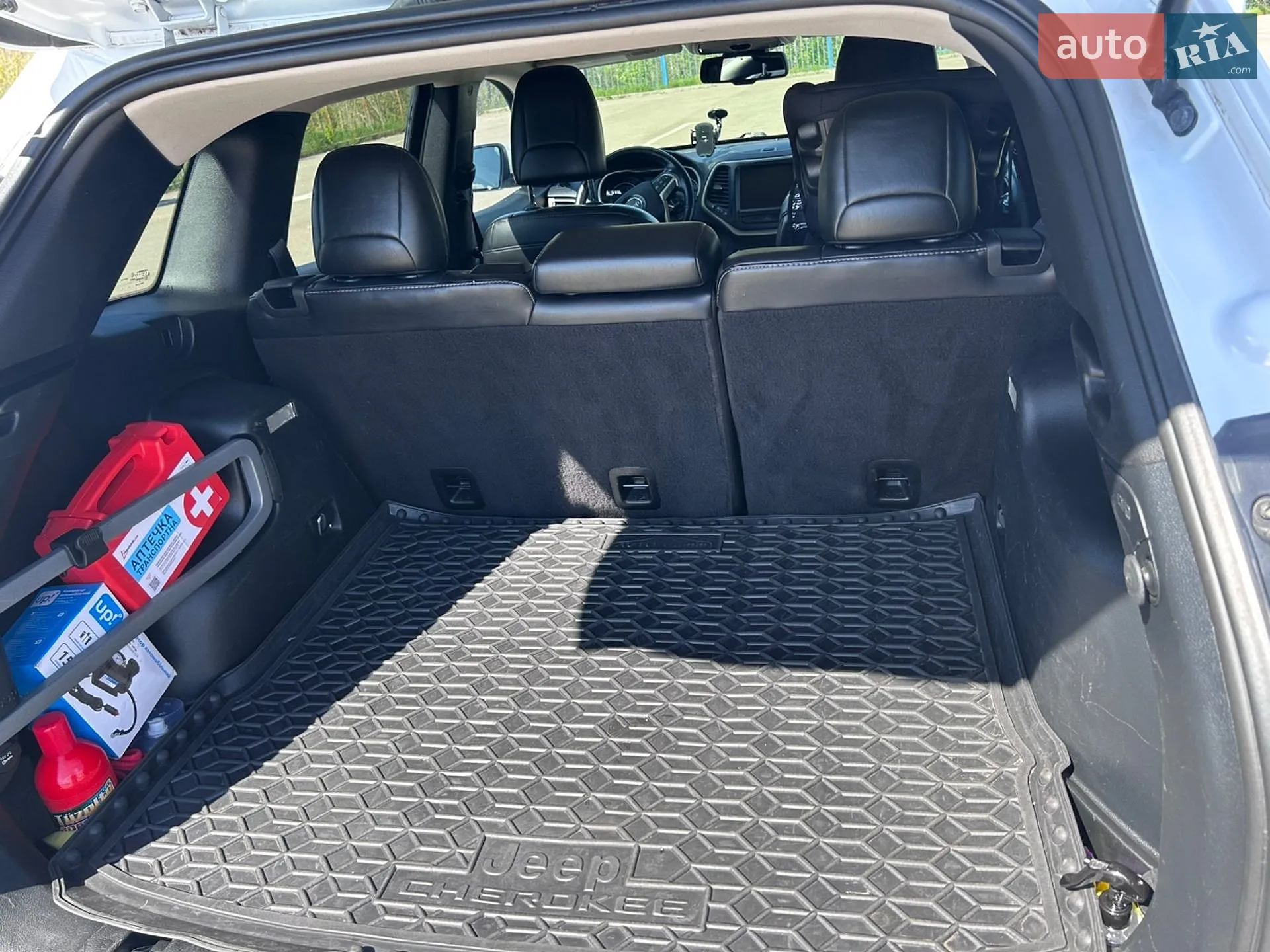 2016 Jeep Cherokee - мініатюра 9