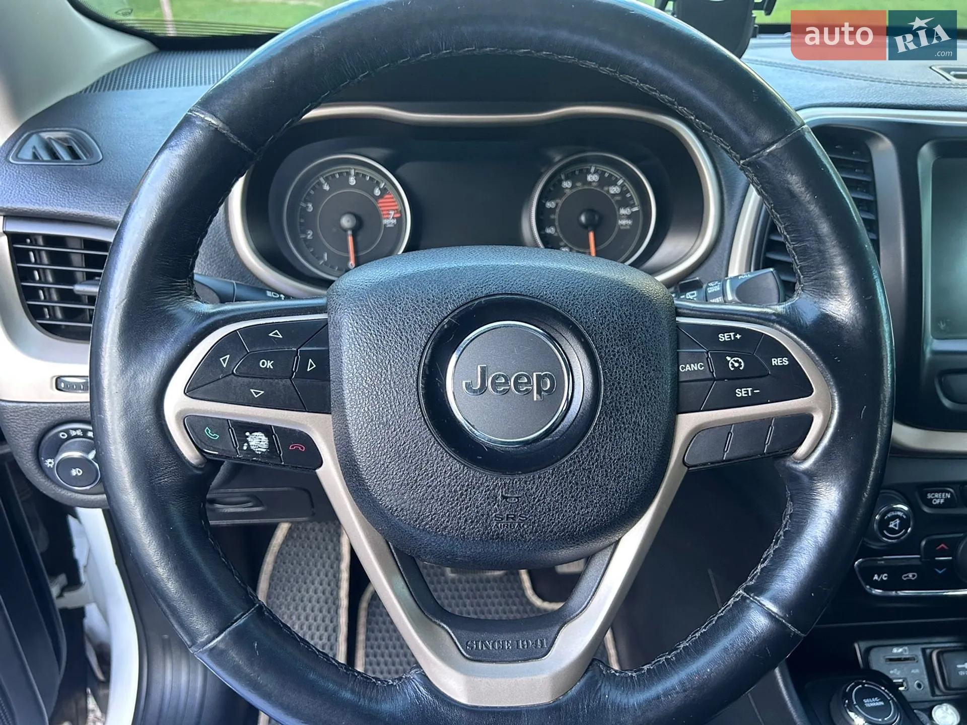 2016 Jeep Cherokee - мініатюра 12