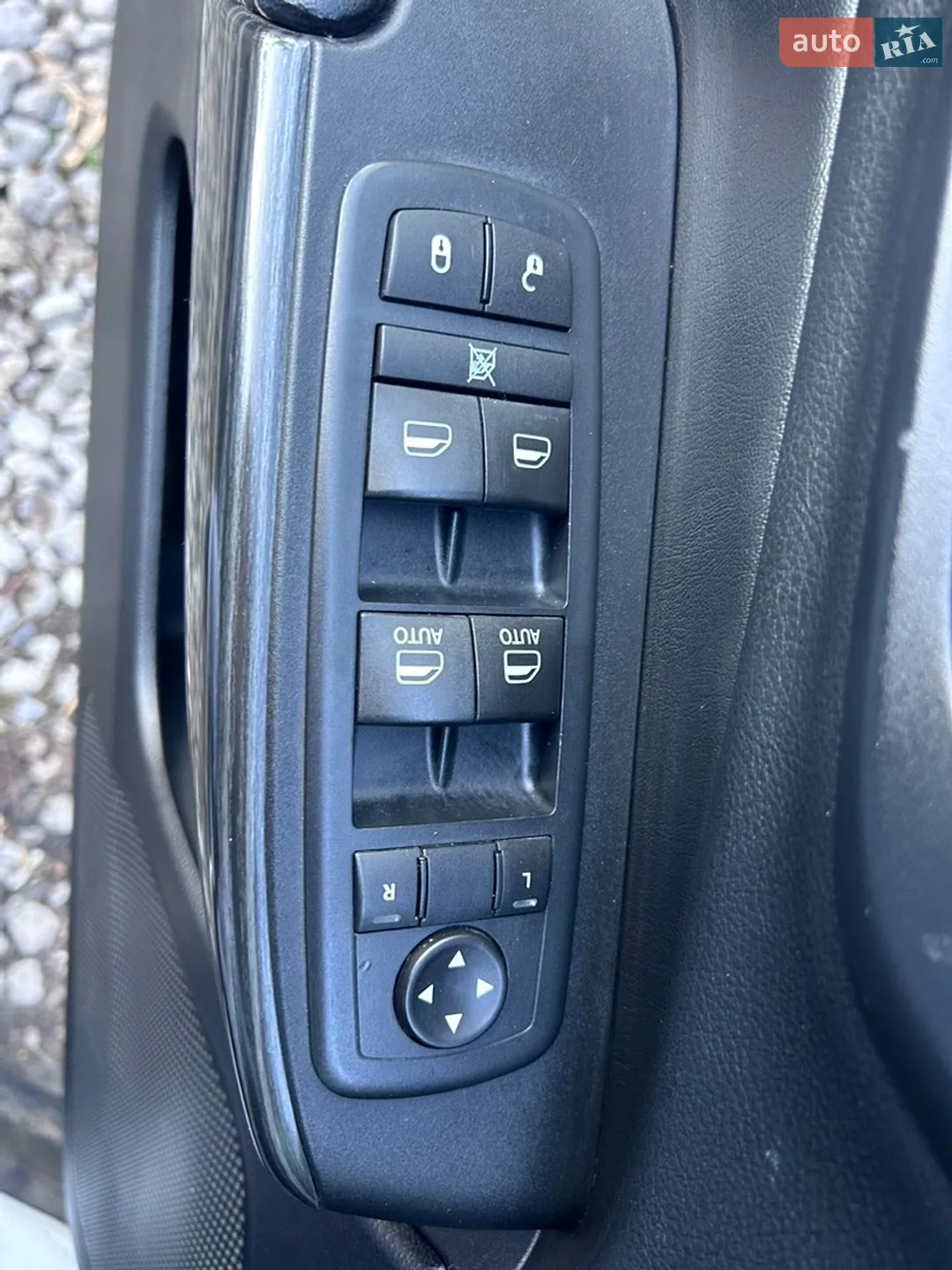 2016 Jeep Cherokee - мініатюра 13