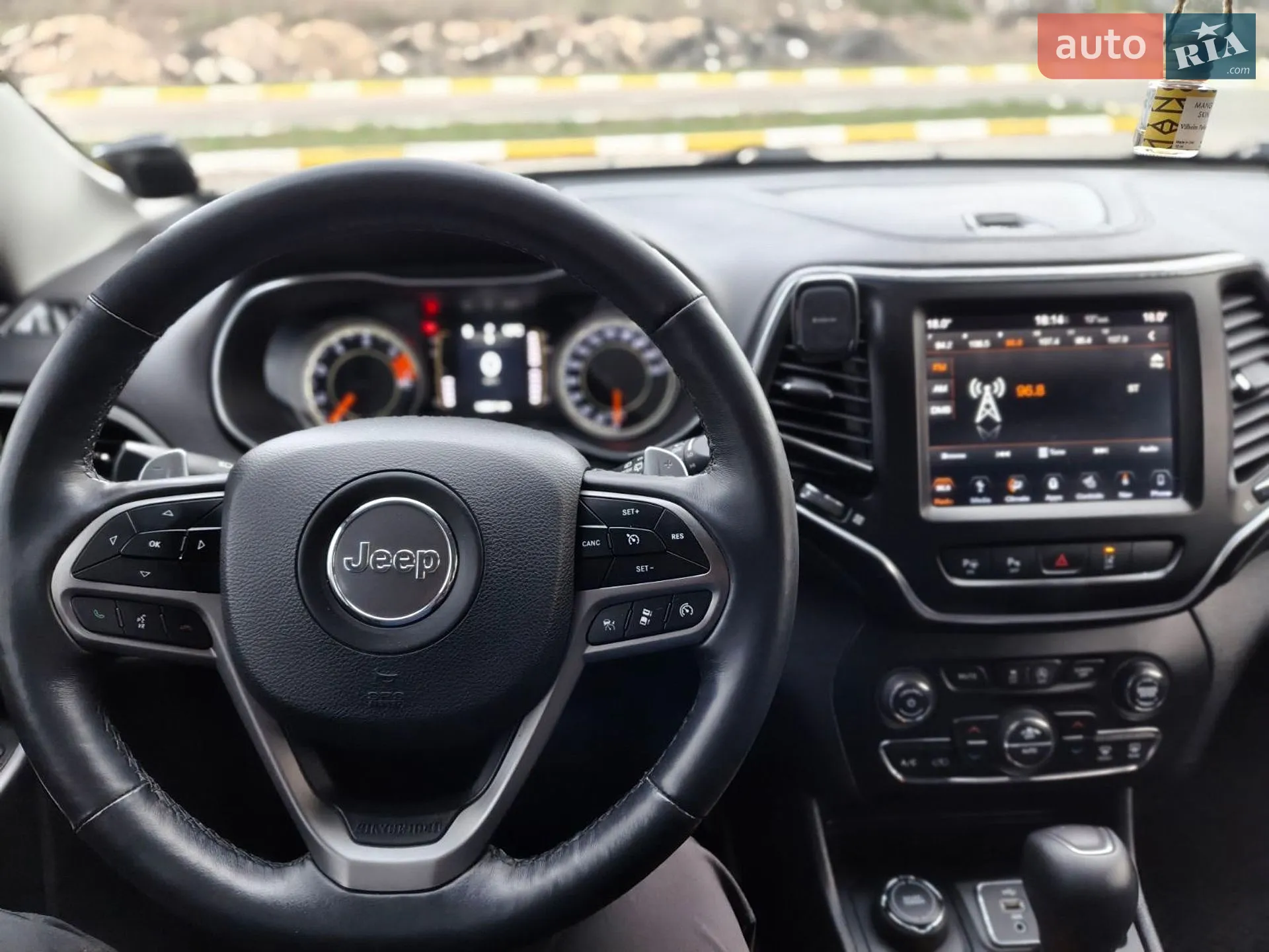 2018 Jeep Cherokee - мініатюра 14