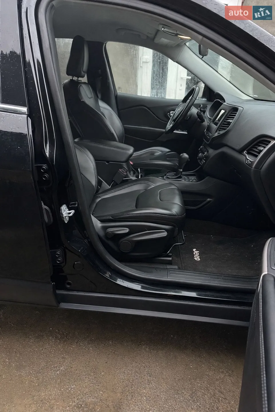 2018 Jeep Cherokee - мініатюра 2