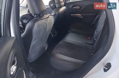 Внедорожник / Кроссовер Jeep Cherokee 2017 в Тростянце