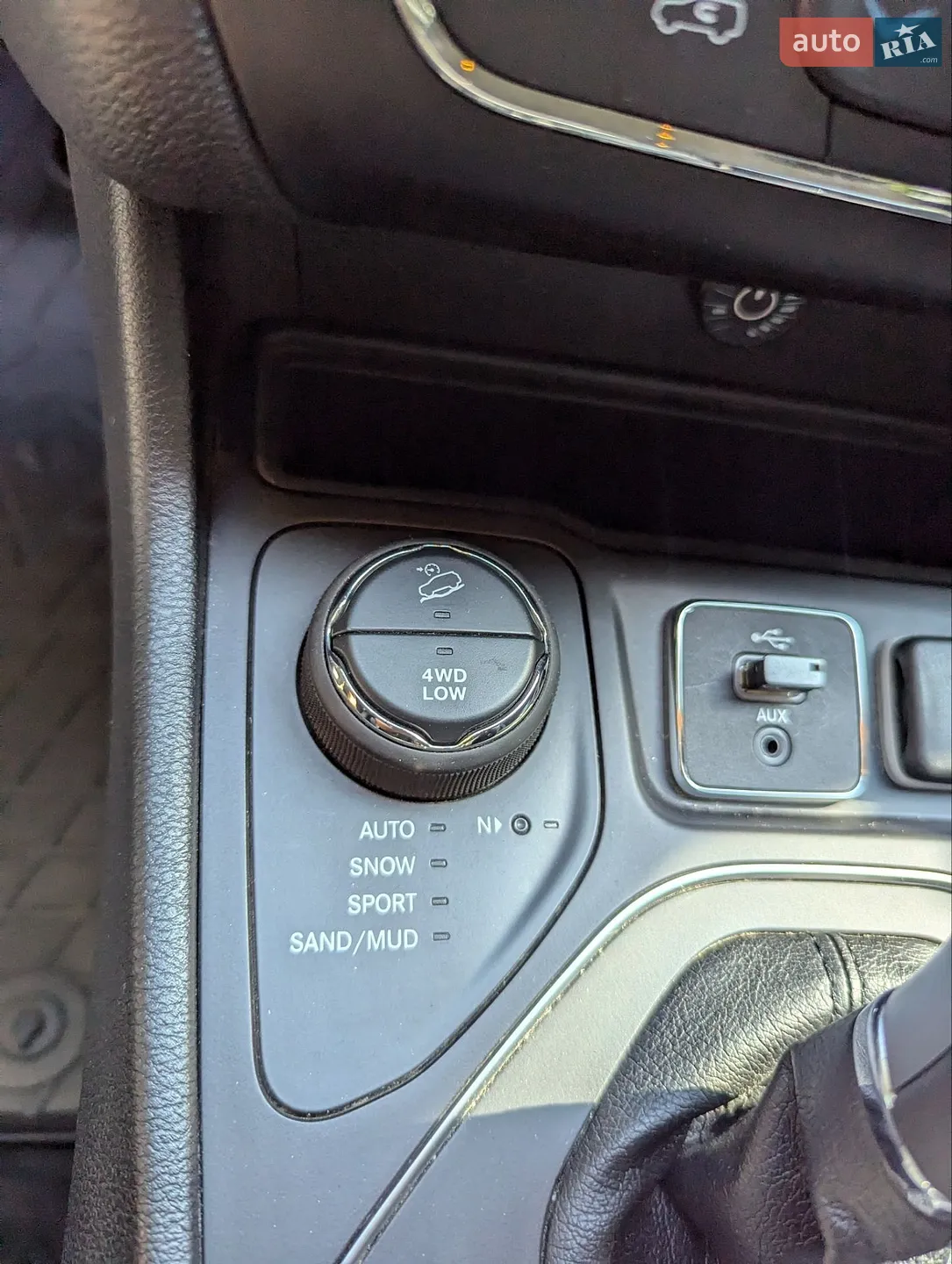 2018 Jeep Cherokee - мініатюра 26