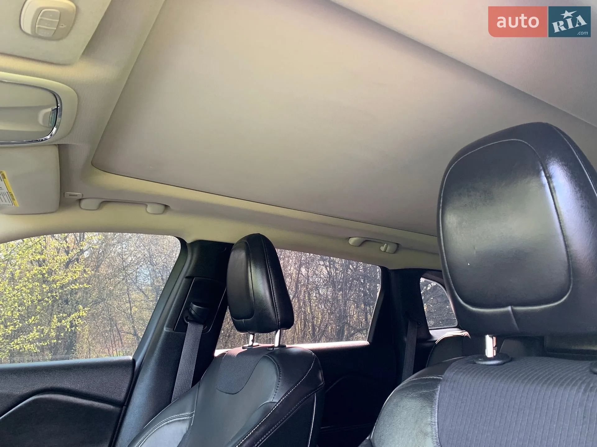 2018 Jeep Cherokee - мініатюра 25