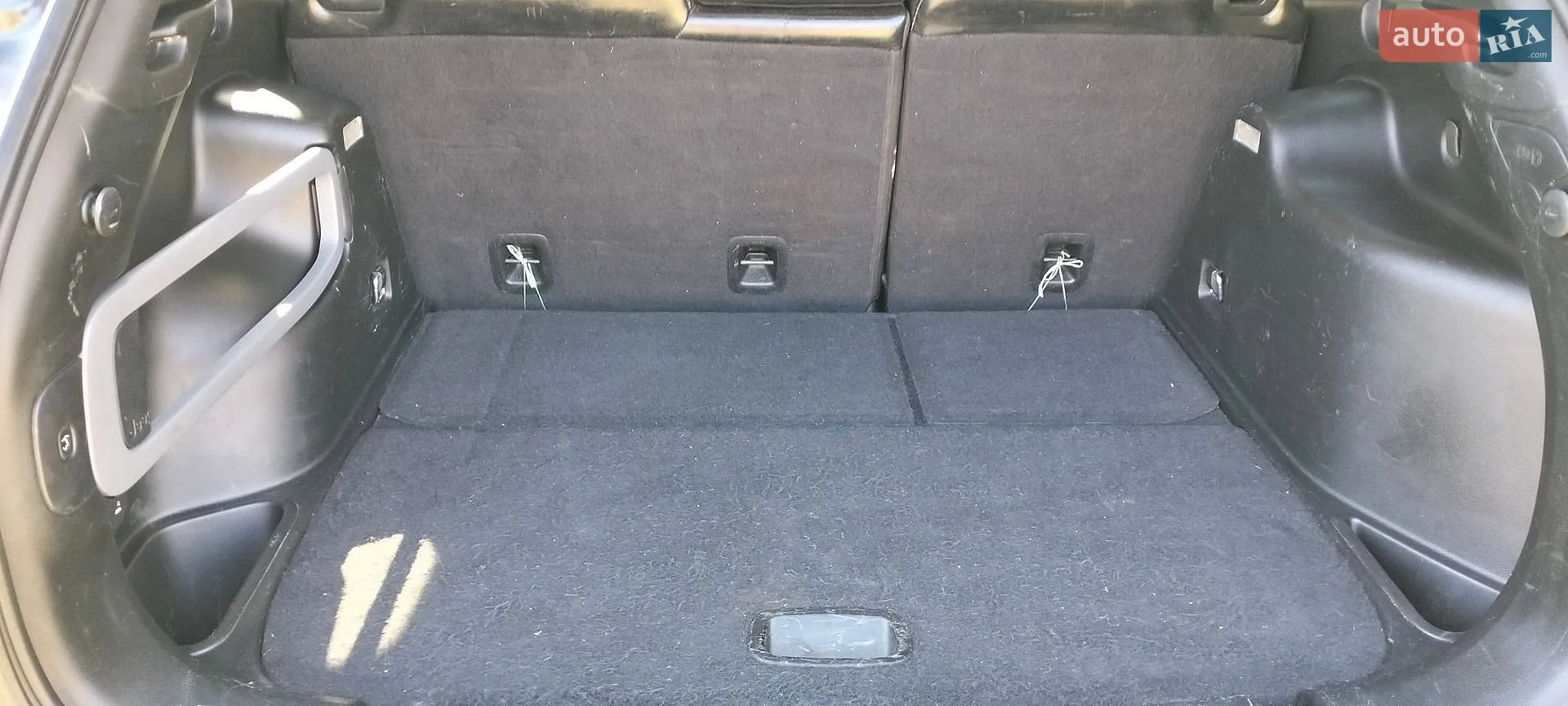 2016 Jeep Cherokee - мініатюра 10