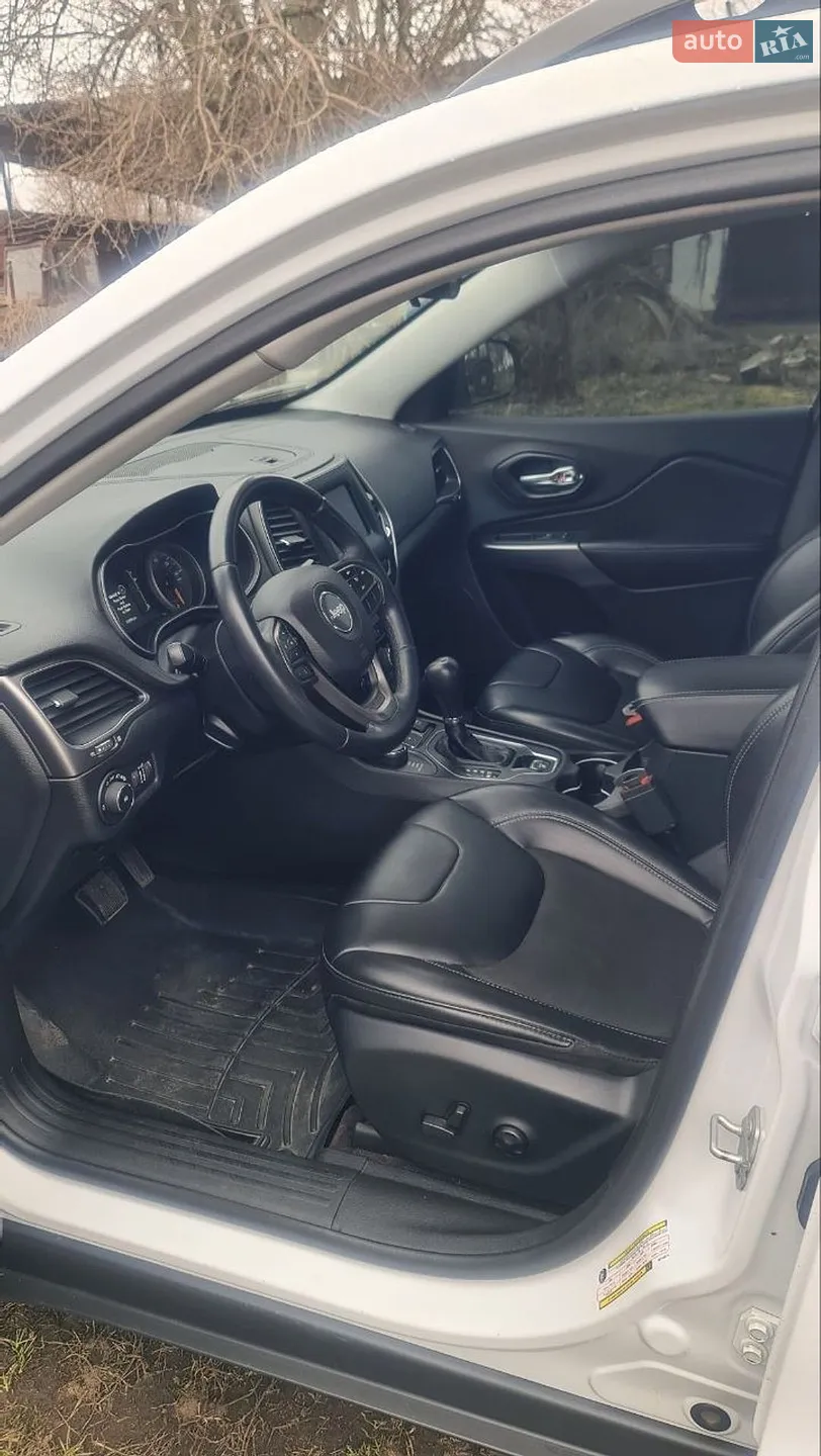 2018 Jeep Cherokee - мініатюра 8