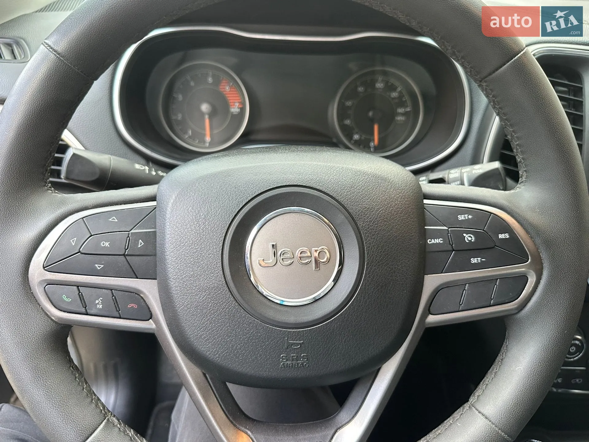 2022 Jeep Cherokee - мініатюра 22