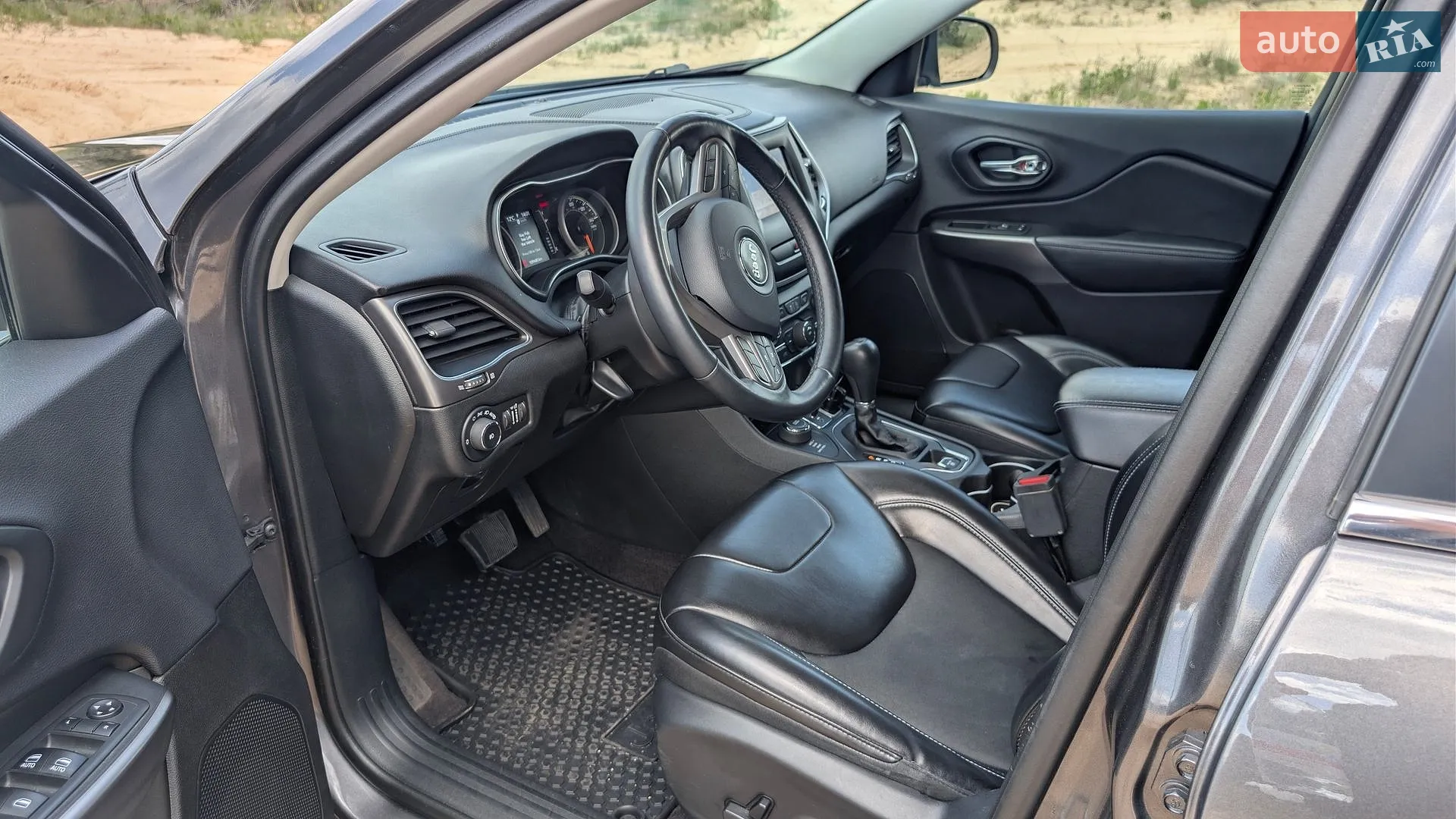 2018 Jeep Cherokee - мініатюра 9
