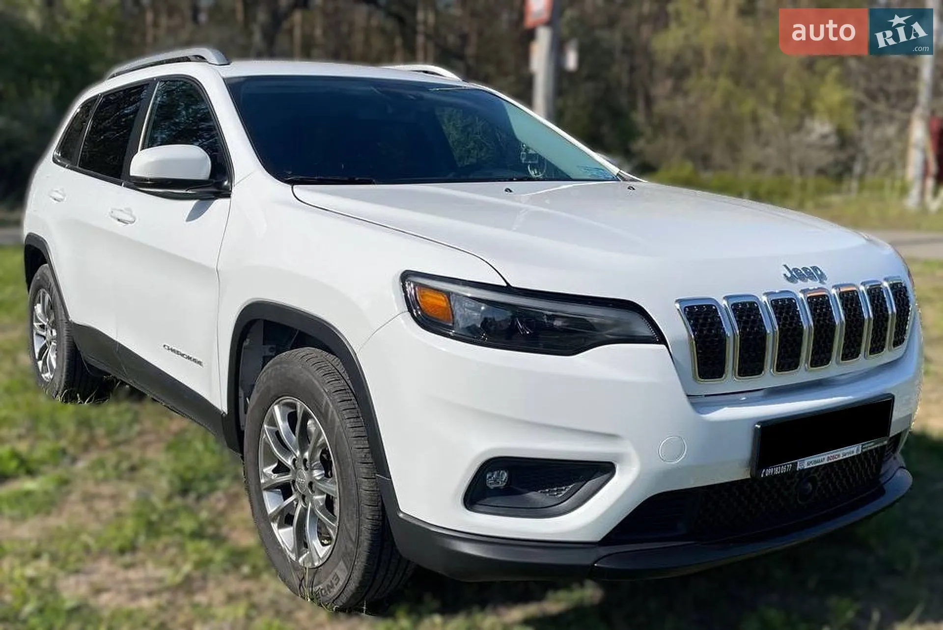 2020 Jeep Cherokee - фото 1
