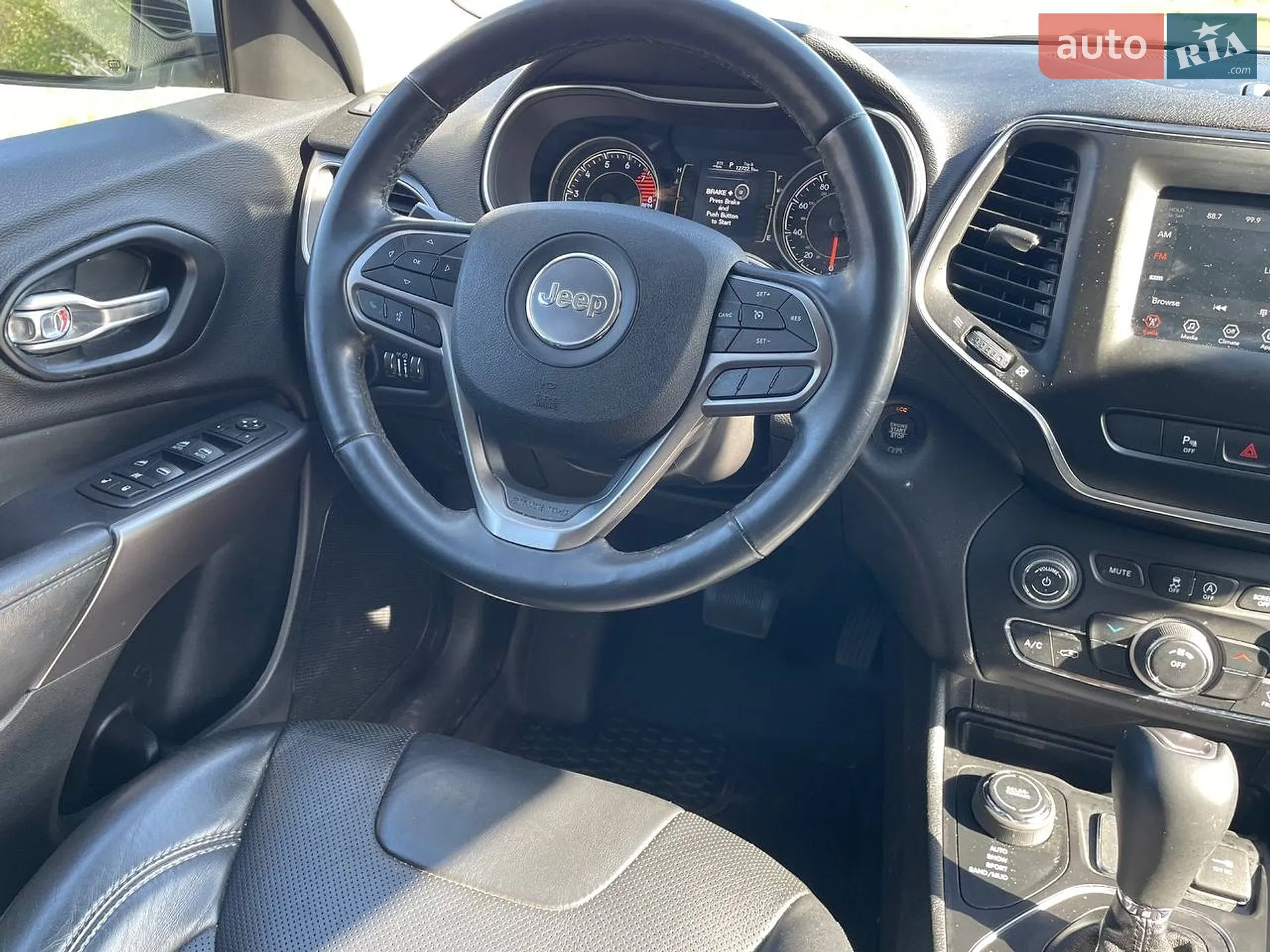 2020 Jeep Cherokee - мініатюра 35
