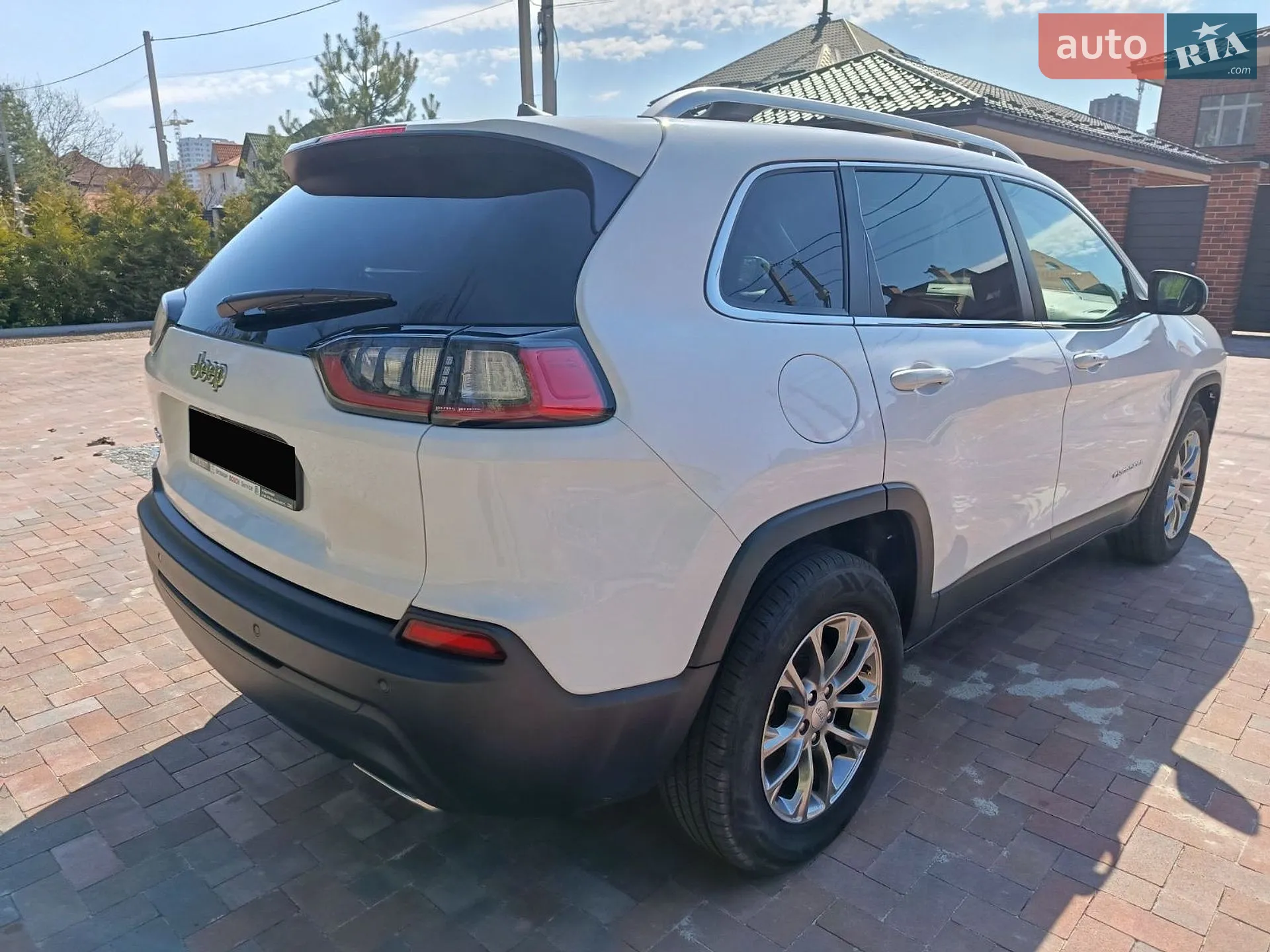 2020 Jeep Cherokee - мініатюра 15
