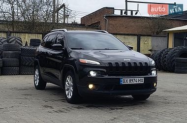 Внедорожник / Кроссовер Jeep Cherokee 2014 в Хмельницком