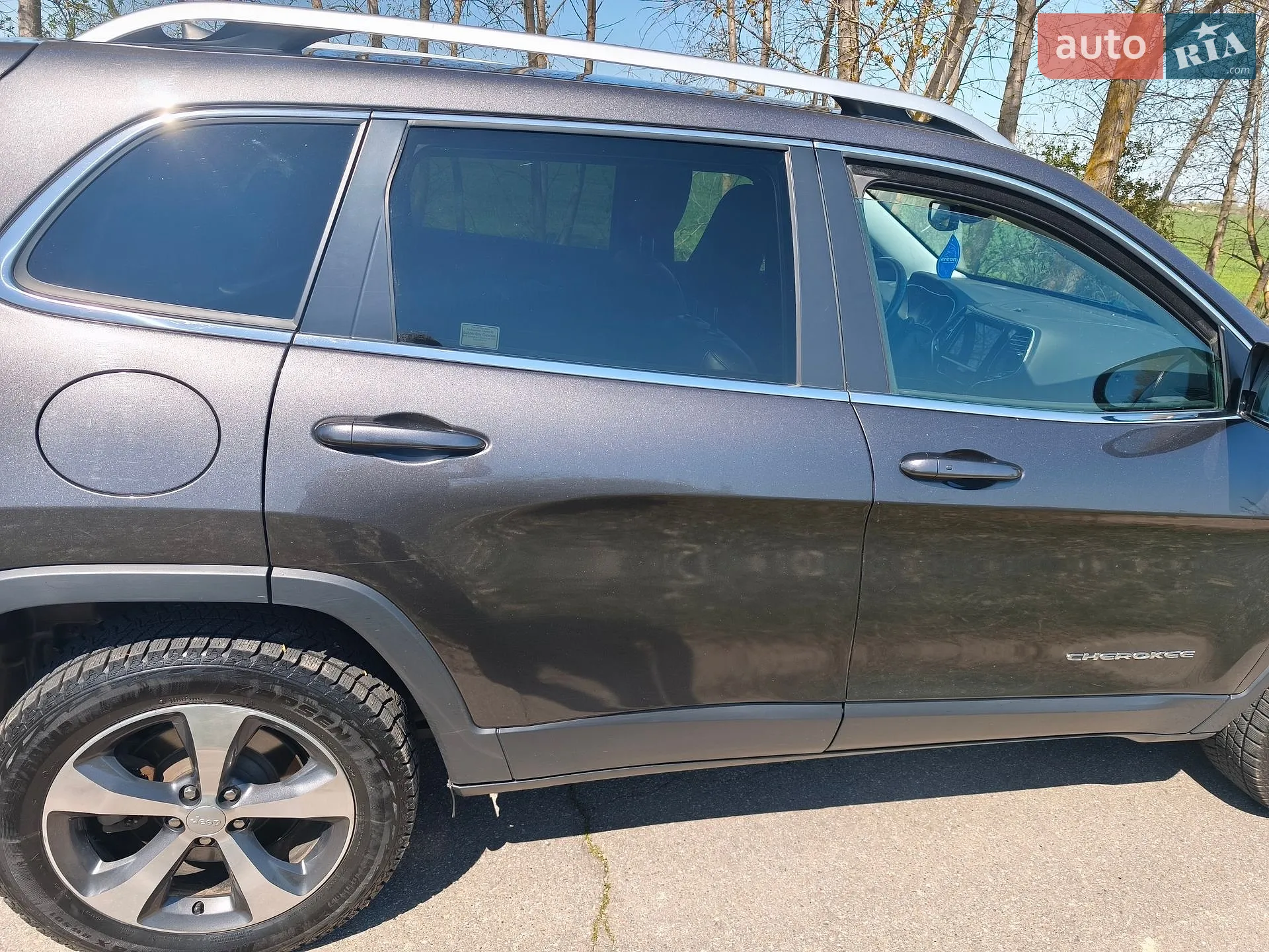 2018 Jeep Cherokee - мініатюра 21