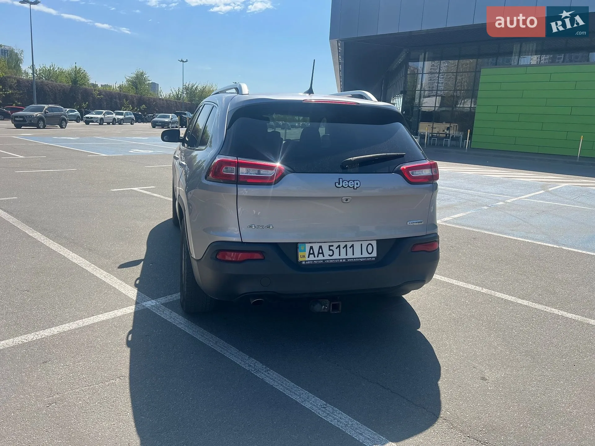2017 Jeep Cherokee - мініатюра 9