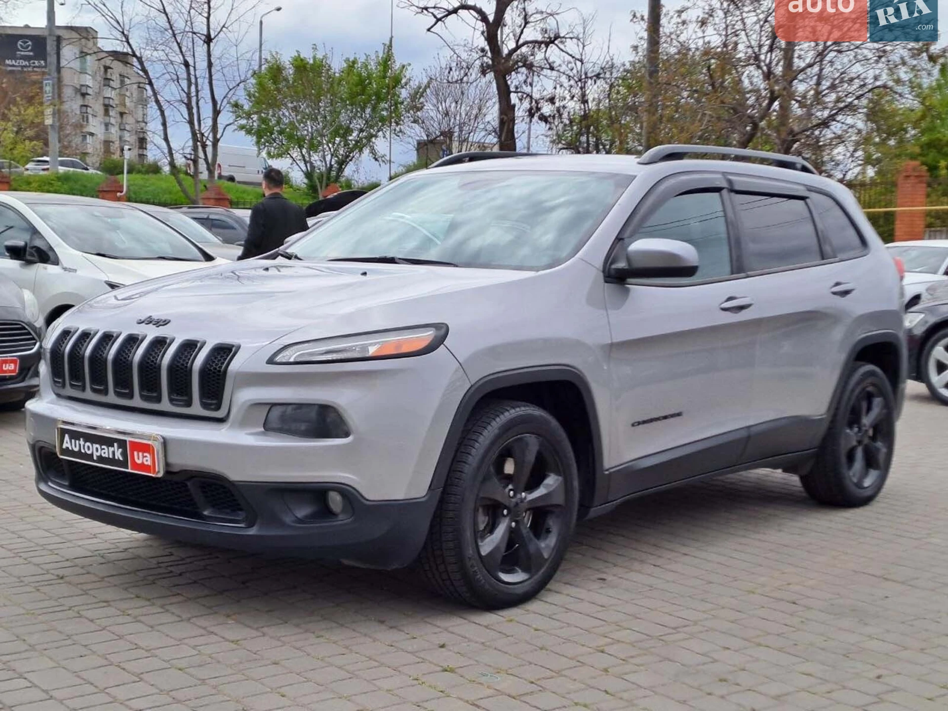 2017 Jeep Cherokee - фото 1