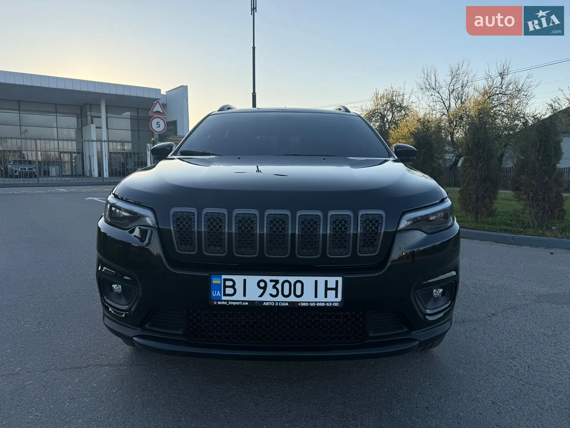 2020 Jeep Cherokee - мініатюра 10