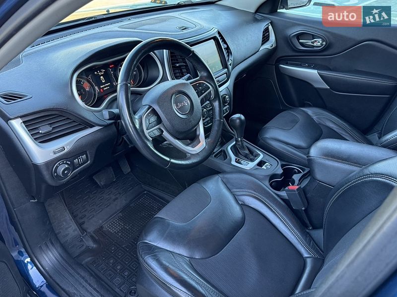 Внедорожник / Кроссовер Jeep Cherokee 2017 в Львове