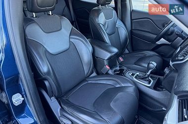 Внедорожник / Кроссовер Jeep Cherokee 2017 в Львове